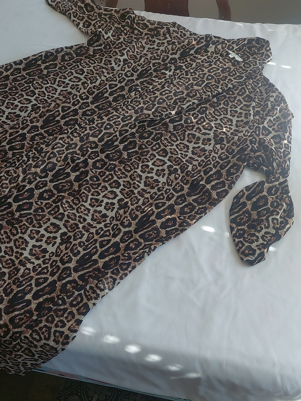 Siren Lily Leopard Print Long Sheer Kimono in Brown and Black.Size 1x